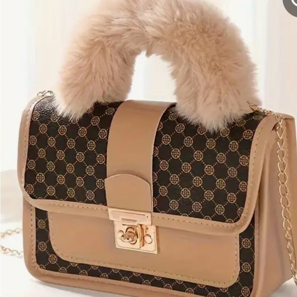 Vintage Faux Fur Shoulder Bag with Geometric Pattern, Retro Style, Lightweight